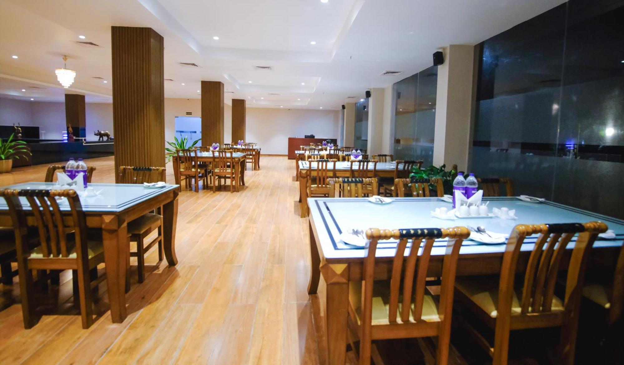 Finn'S Weaver Resort, Kaziranga Exterior photo