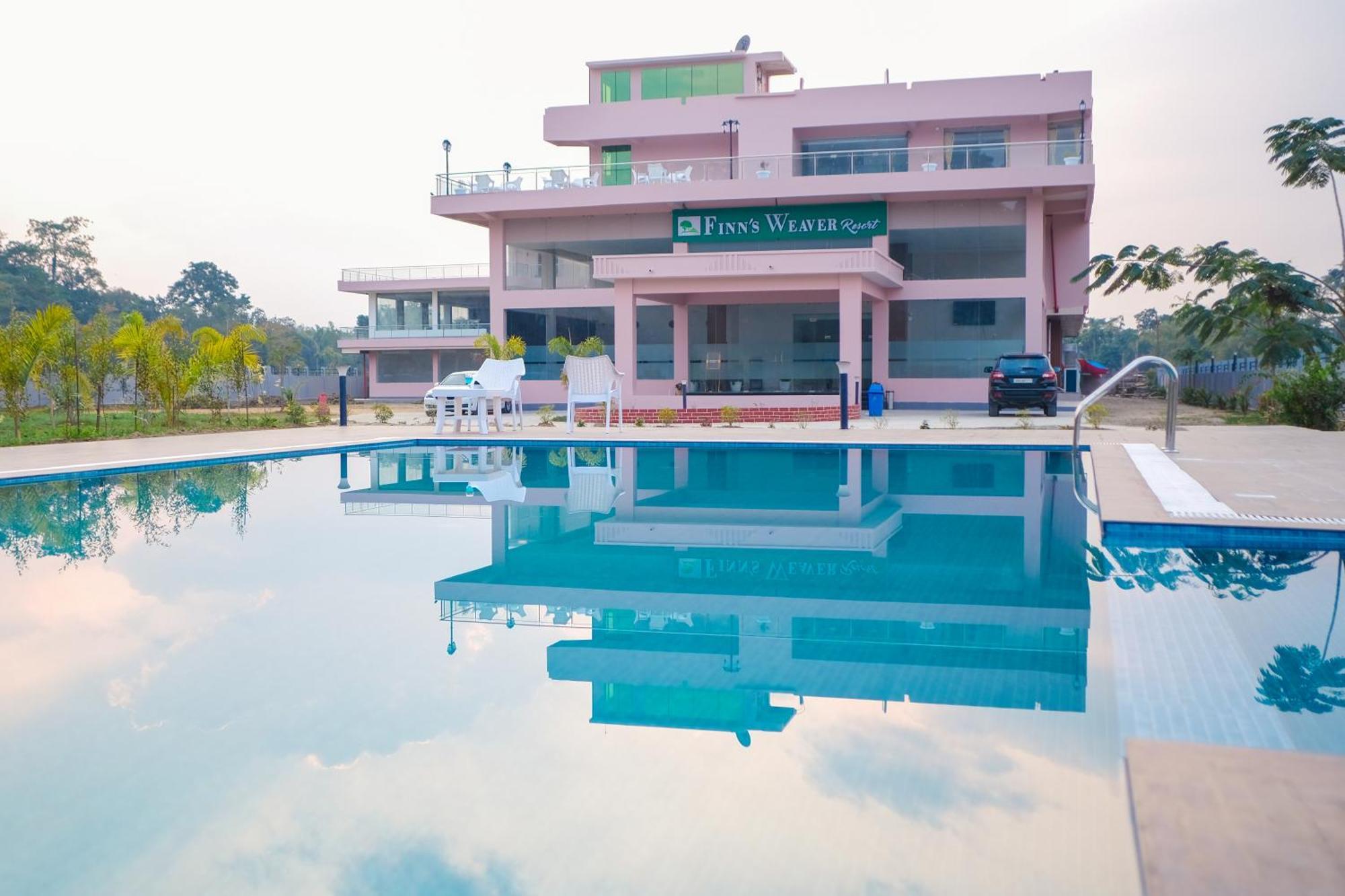 Finn'S Weaver Resort, Kaziranga Exterior photo