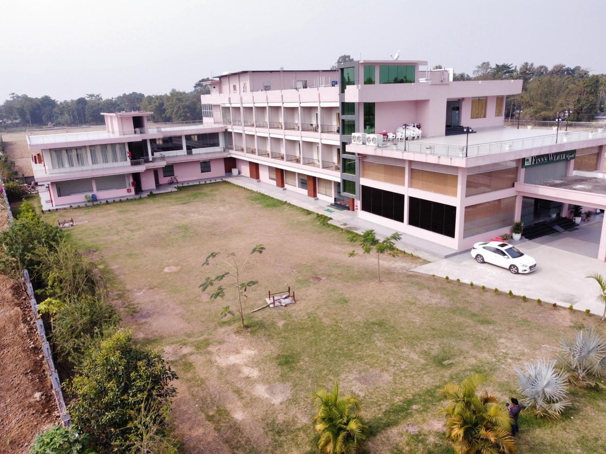 Finn'S Weaver Resort, Kaziranga Exterior photo